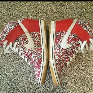 Liberty London Nike Dunks Red